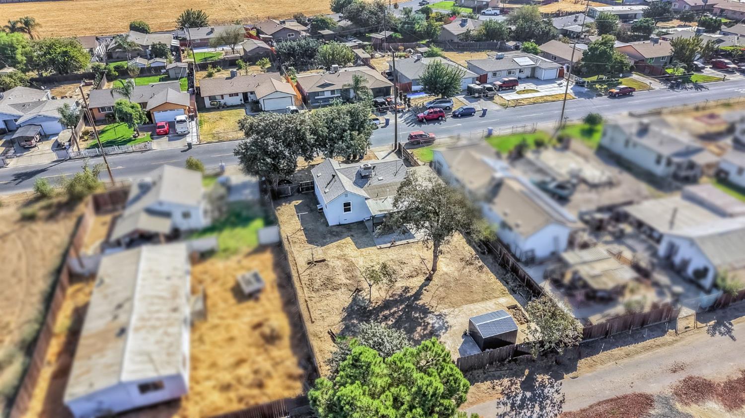 11436 Jones St, Hanford, CA 93230