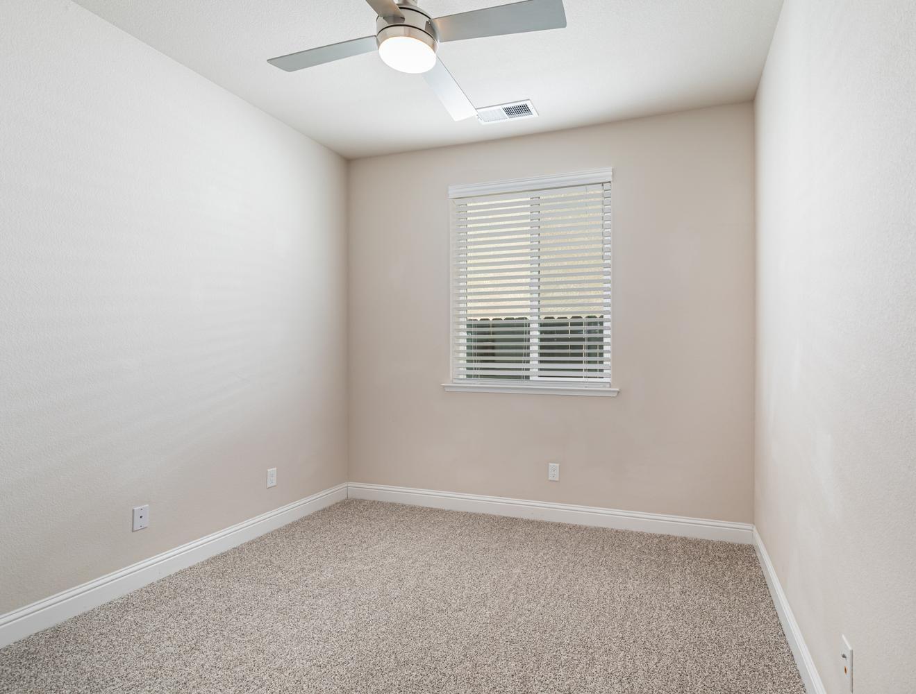 11344 N Garden Sage Ave, Fresno, CA 93730