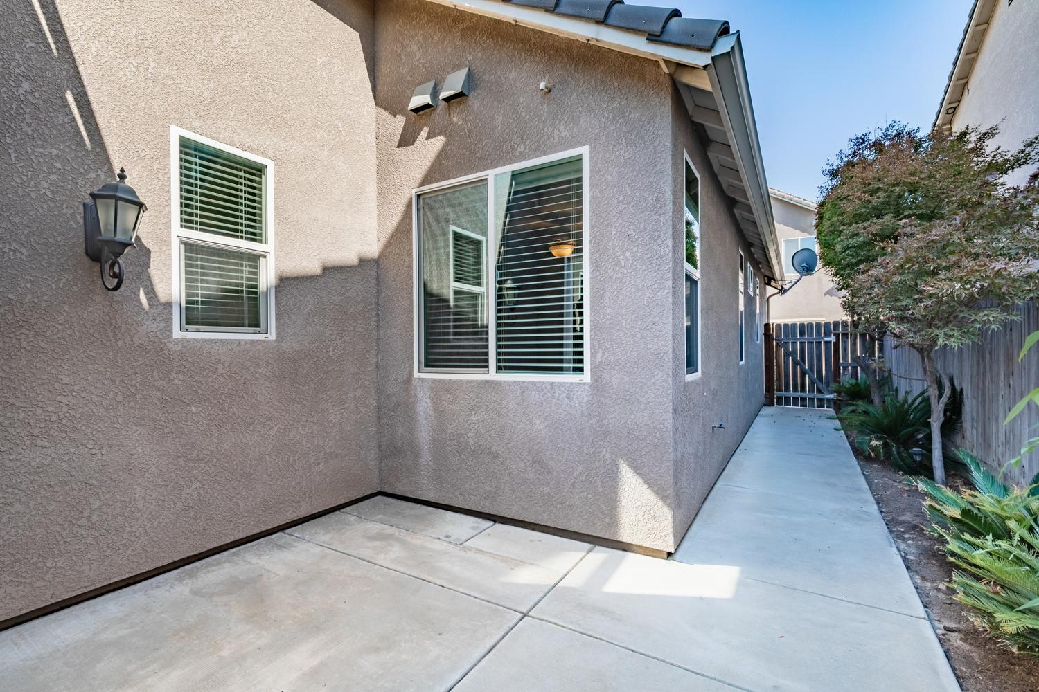 11344 N Garden Sage Ave, Fresno, CA 93730