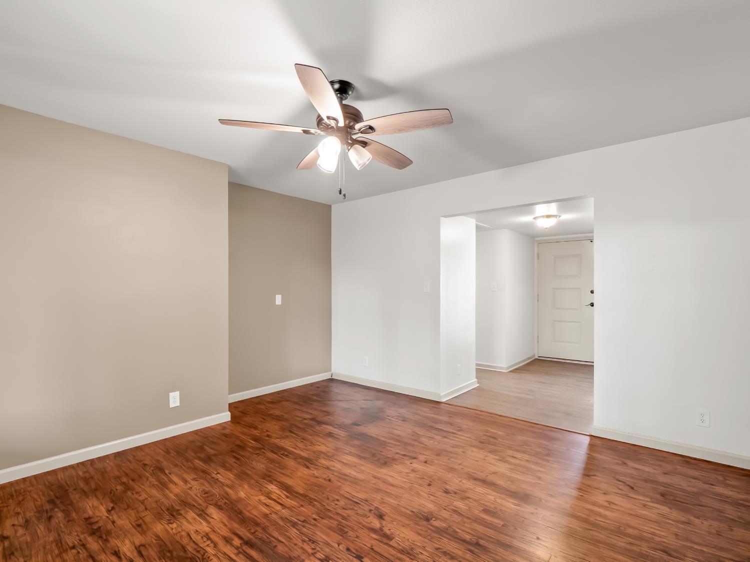 6167 N Millbrook Ave, Fresno, CA 93710