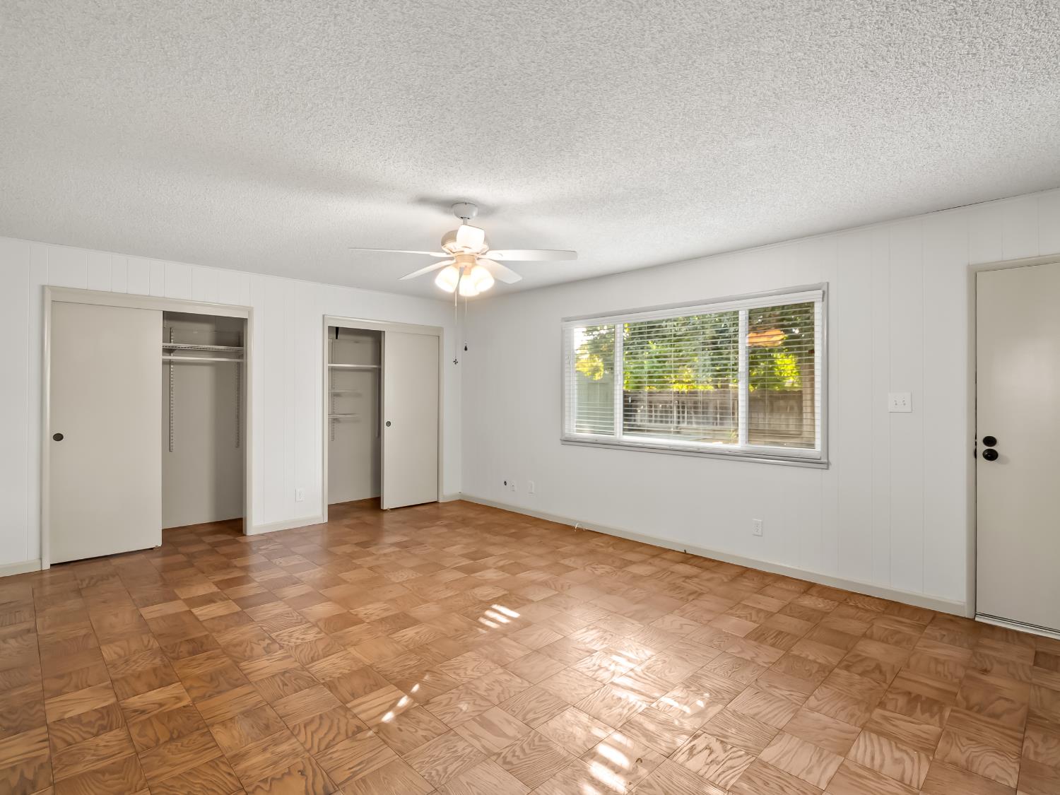 6167 N Millbrook Ave, Fresno, CA 93710