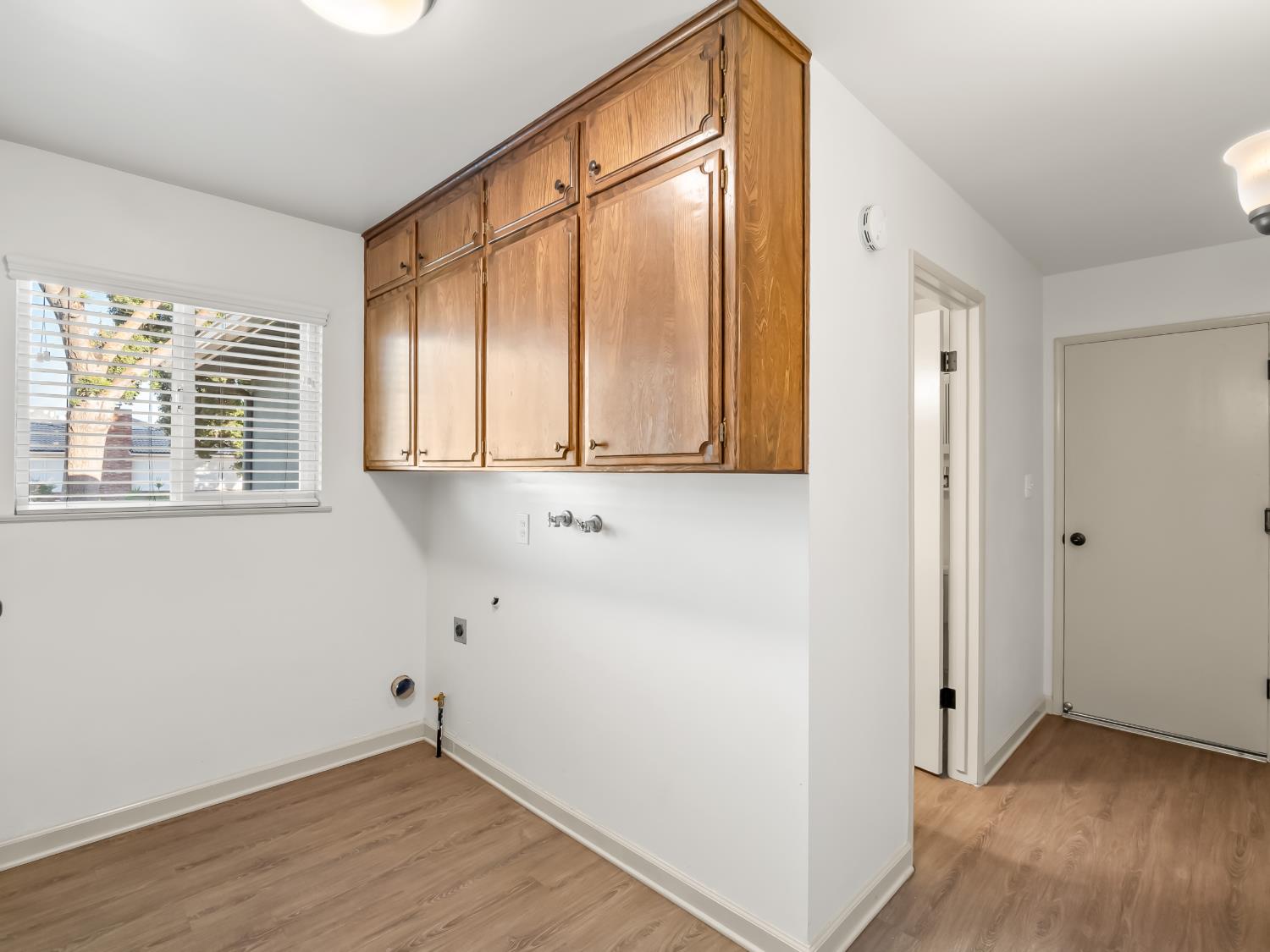 6167 N Millbrook Ave, Fresno, CA 93710