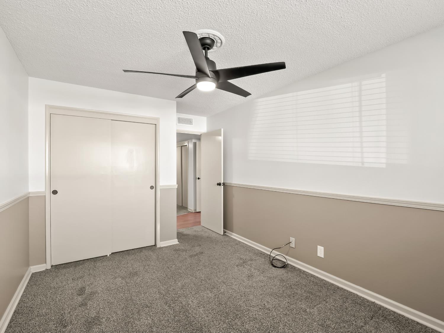 6167 N Millbrook Ave, Fresno, CA 93710