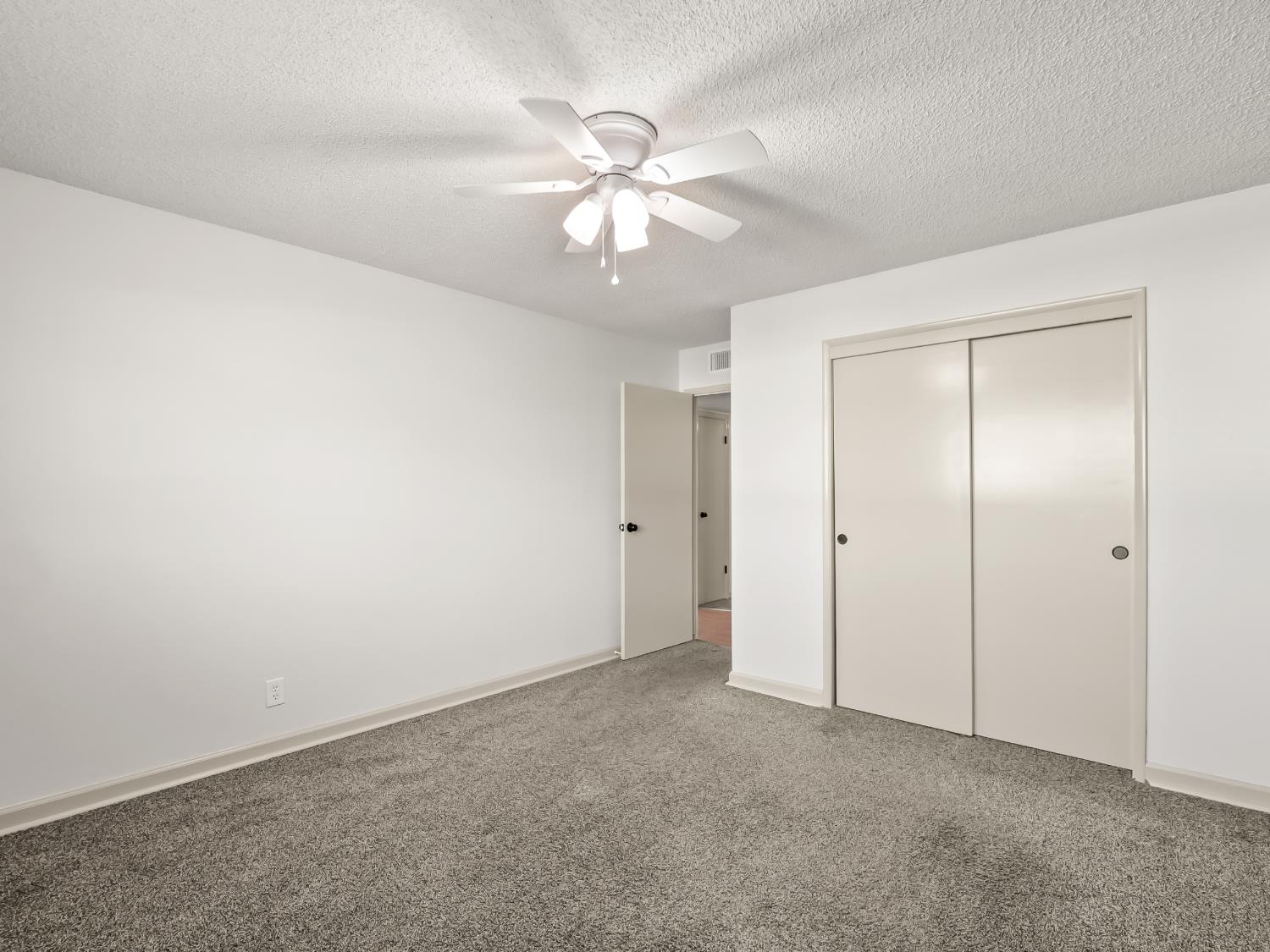 6167 N Millbrook Ave, Fresno, CA 93710