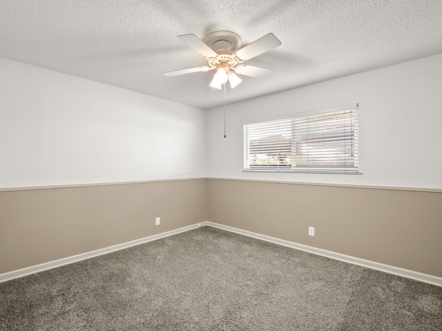 6167 N Millbrook Ave, Fresno, CA 93710