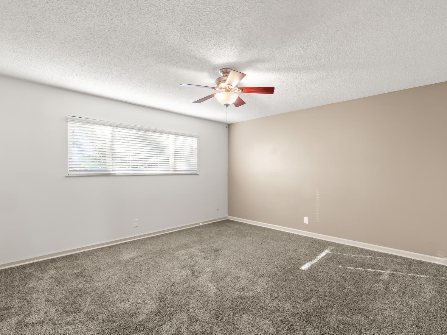 6167 N Millbrook Ave, Fresno, CA 93710