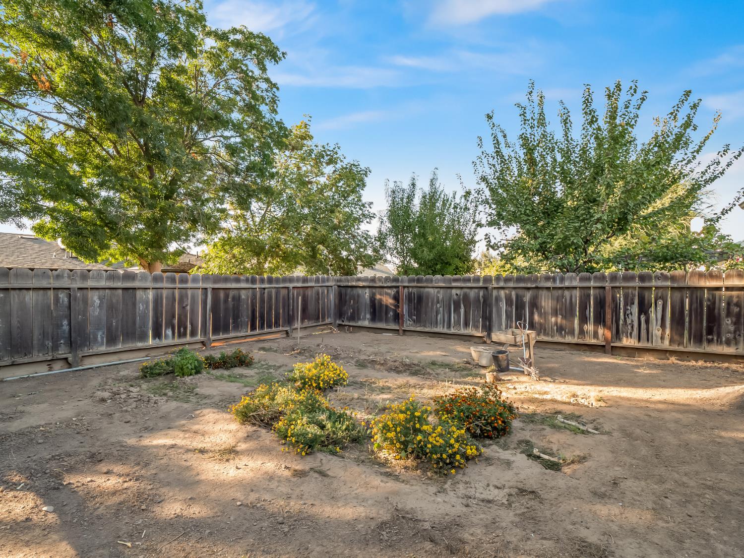 6167 N Millbrook Ave, Fresno, CA 93710