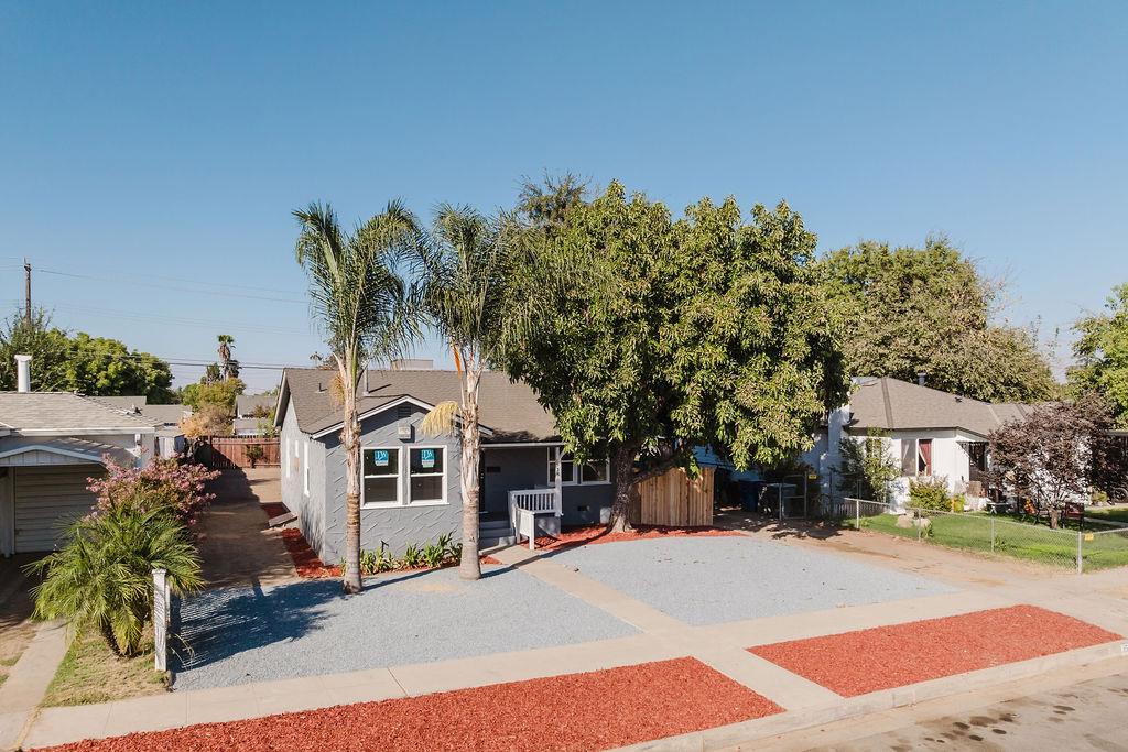 1538 W Cortland Ave, Fresno, CA 93705