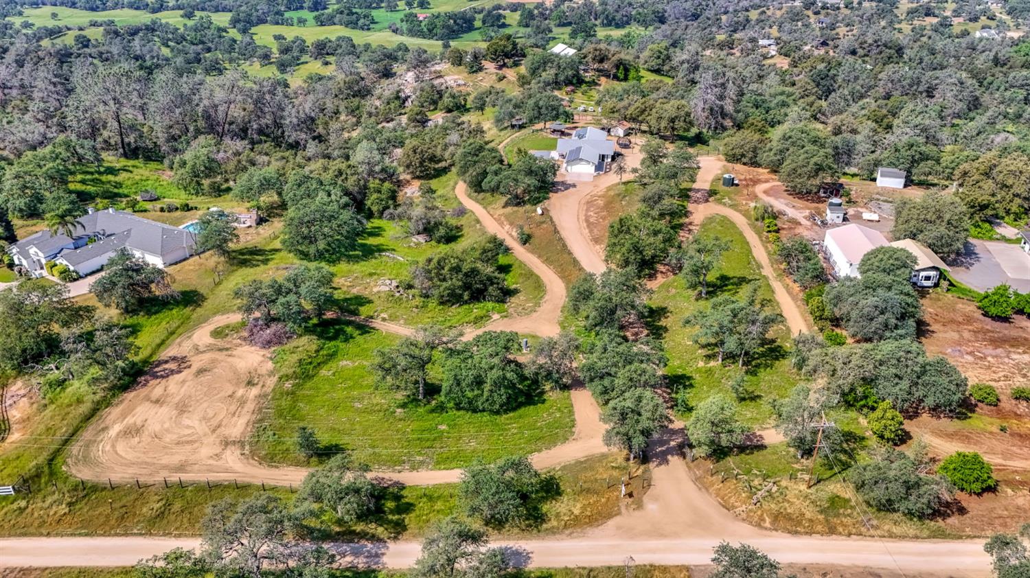 30833 Pennyroyal Ln, Prather, CA 93651