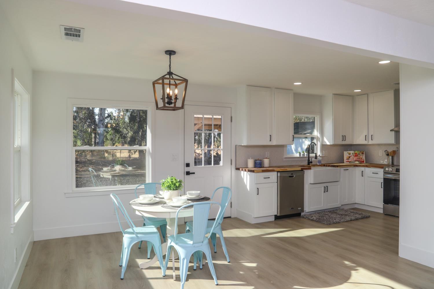 19637 E American Ave, Reedley, CA 93654