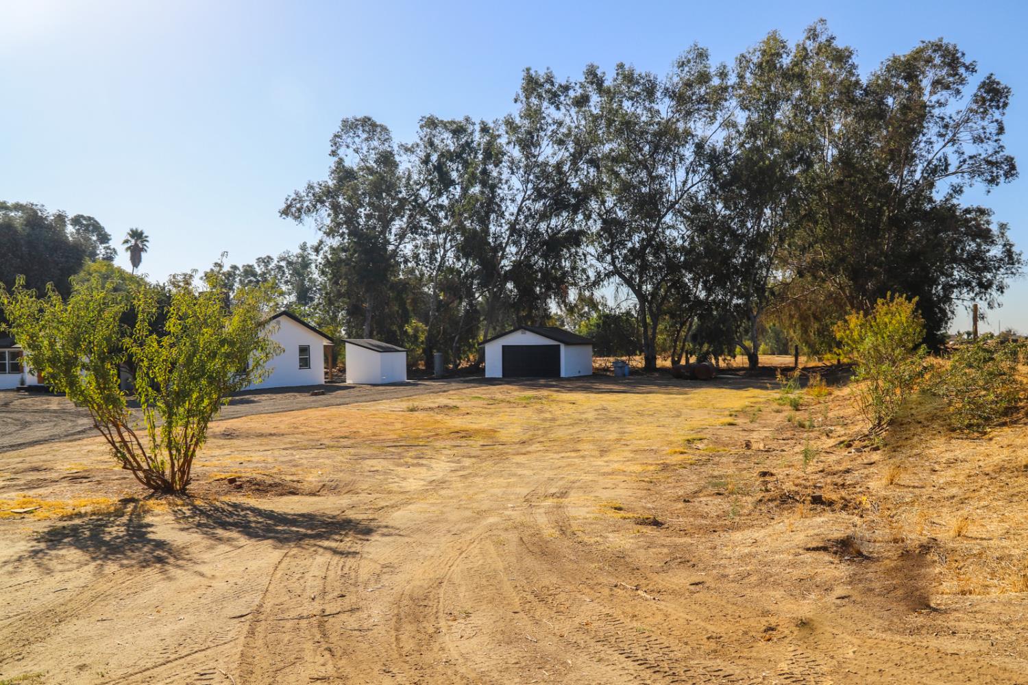 19637 E American Ave, Reedley, CA 93654