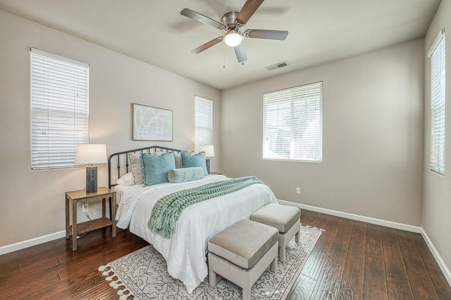 3911 Heritage Ave, Clovis, CA 93619
