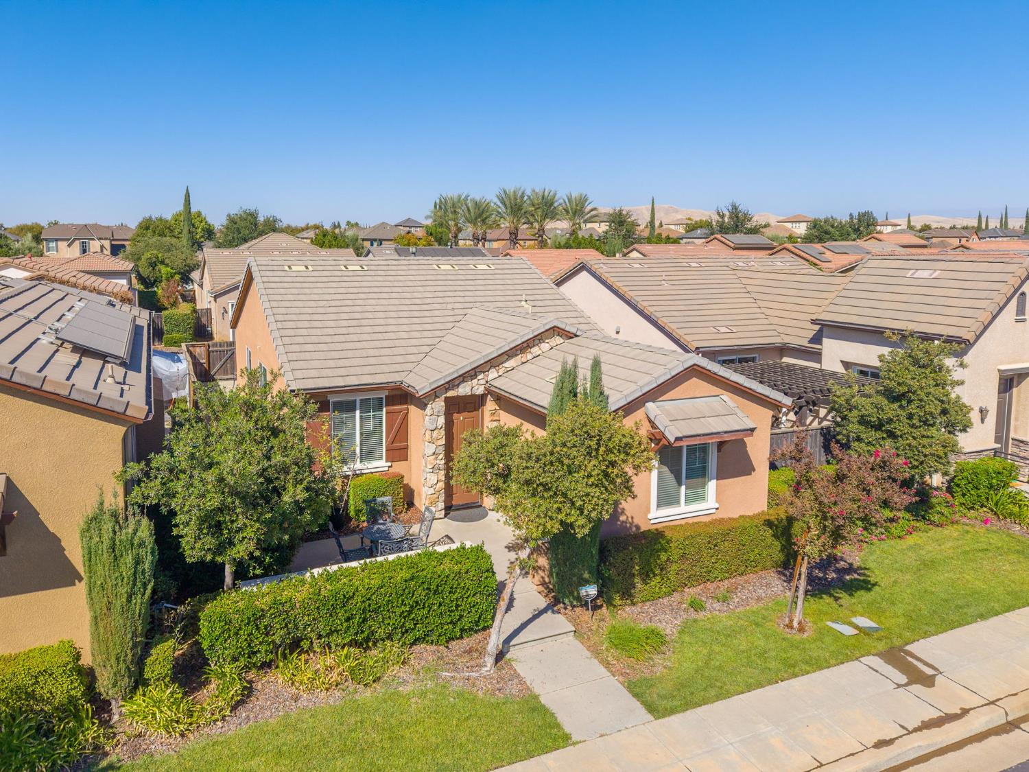 3911 Heritage Ave, Clovis, CA 93619