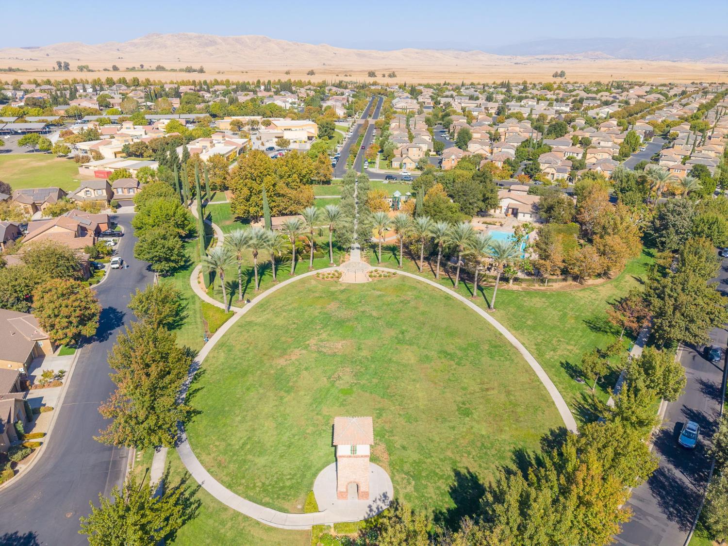 3911 Heritage Ave, Clovis, CA 93619