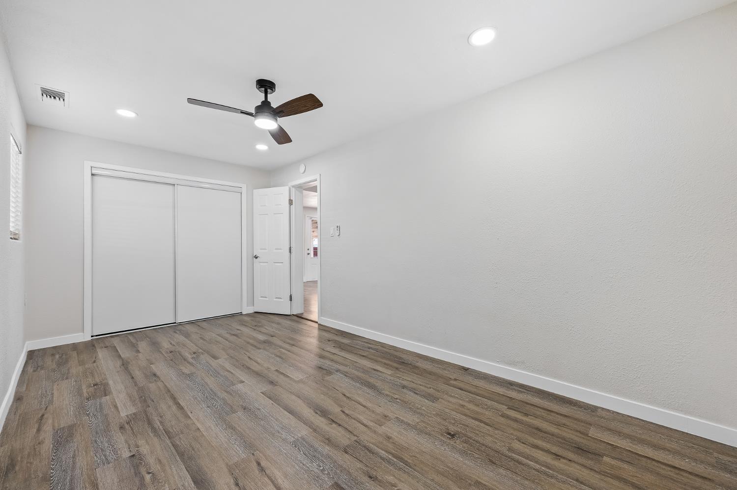 909 Dewitt, Clovis, CA 93612