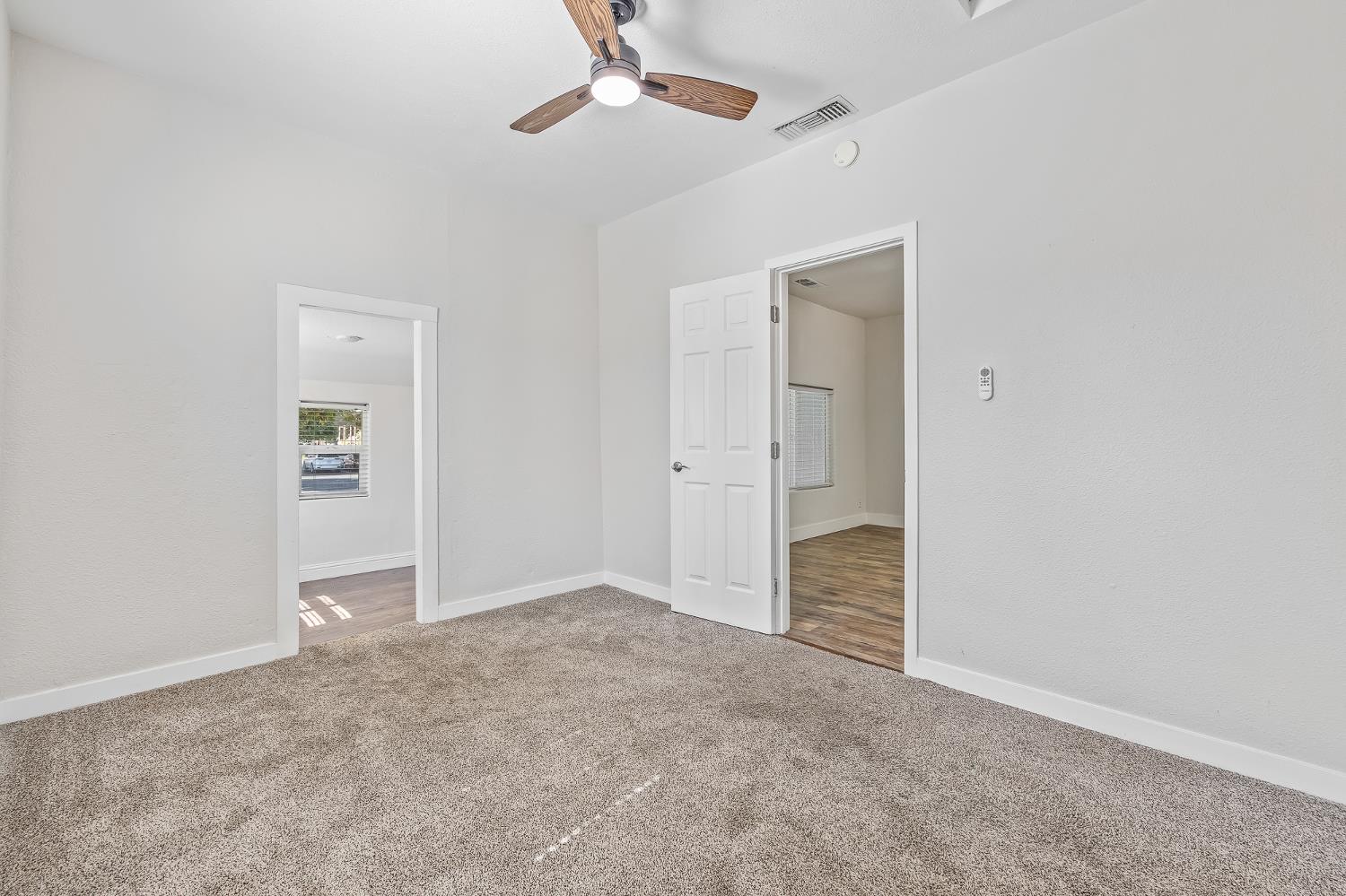 909 Dewitt, Clovis, CA 93612