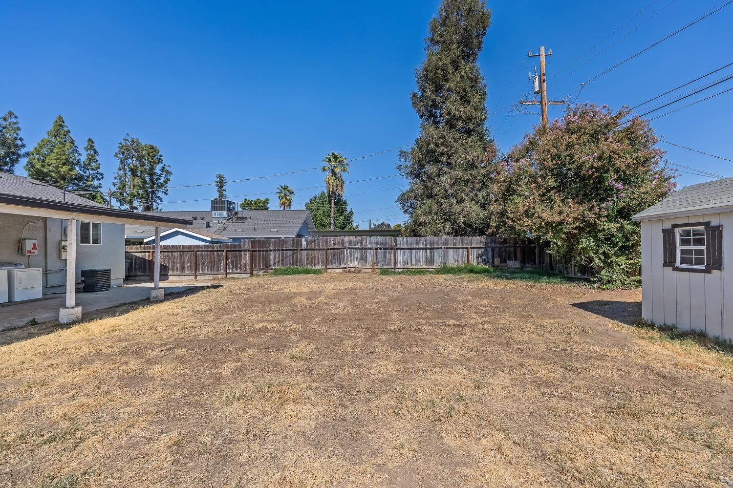 909 Dewitt, Clovis, CA 93612