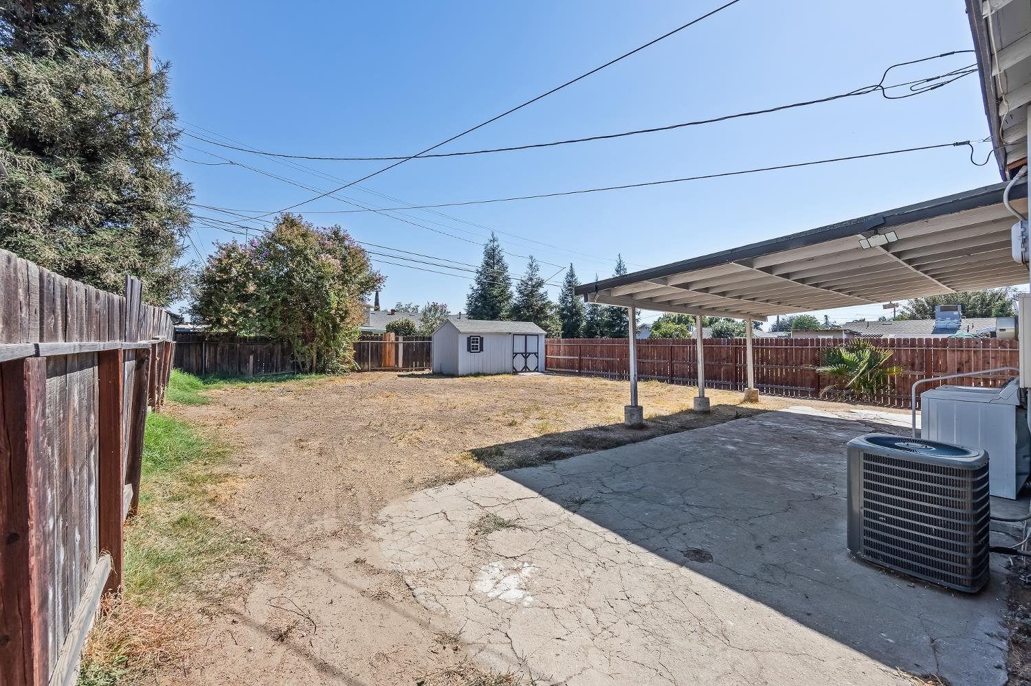 909 Dewitt, Clovis, CA 93612