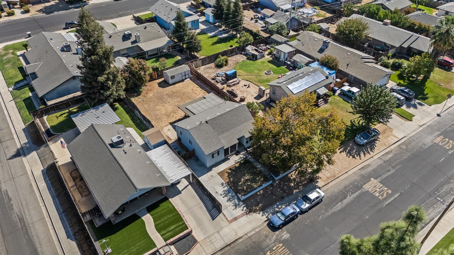 909 Dewitt, Clovis, CA 93612
