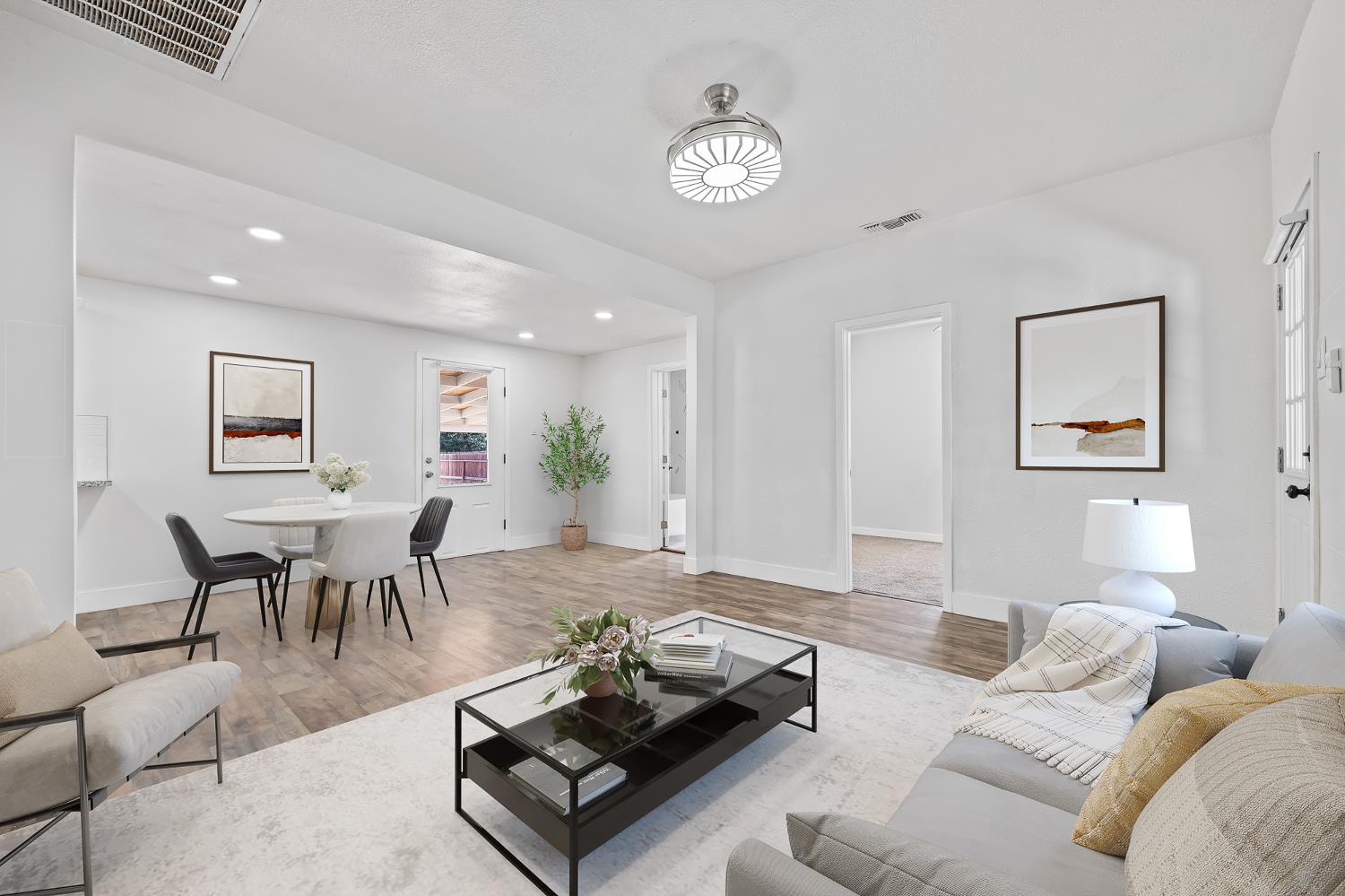 909 Dewitt, Clovis, CA 93612