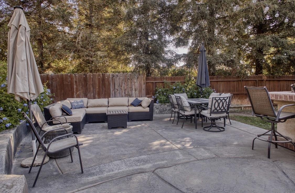 4694 W Gibson Ave, Fresno, CA 93722