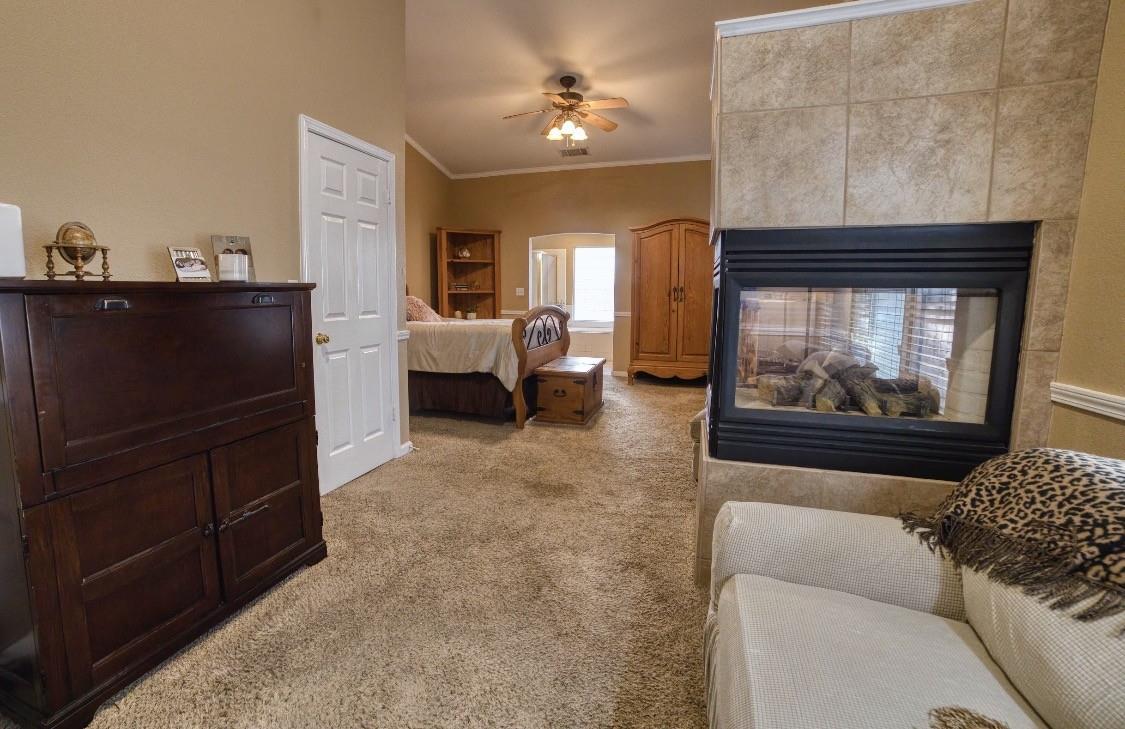 4694 W Gibson Ave, Fresno, CA 93722