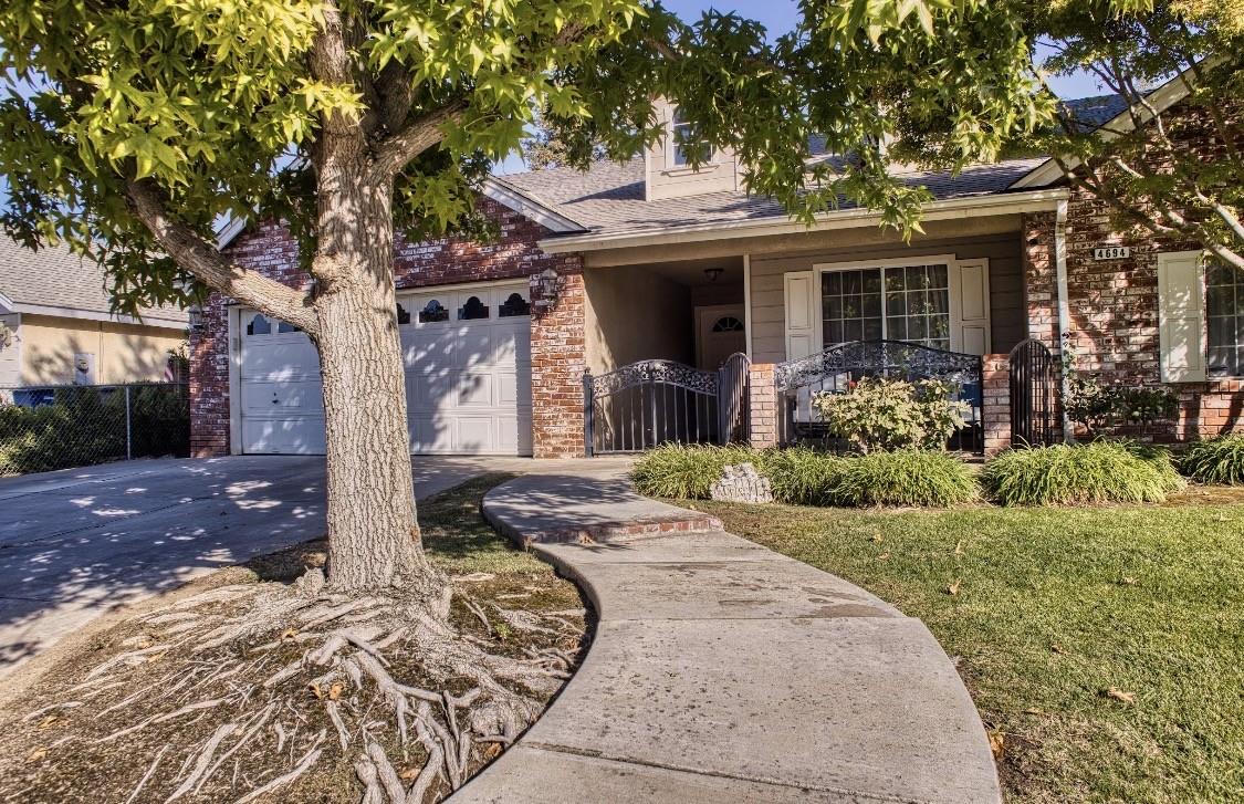 4694 W Gibson Ave, Fresno, CA 93722