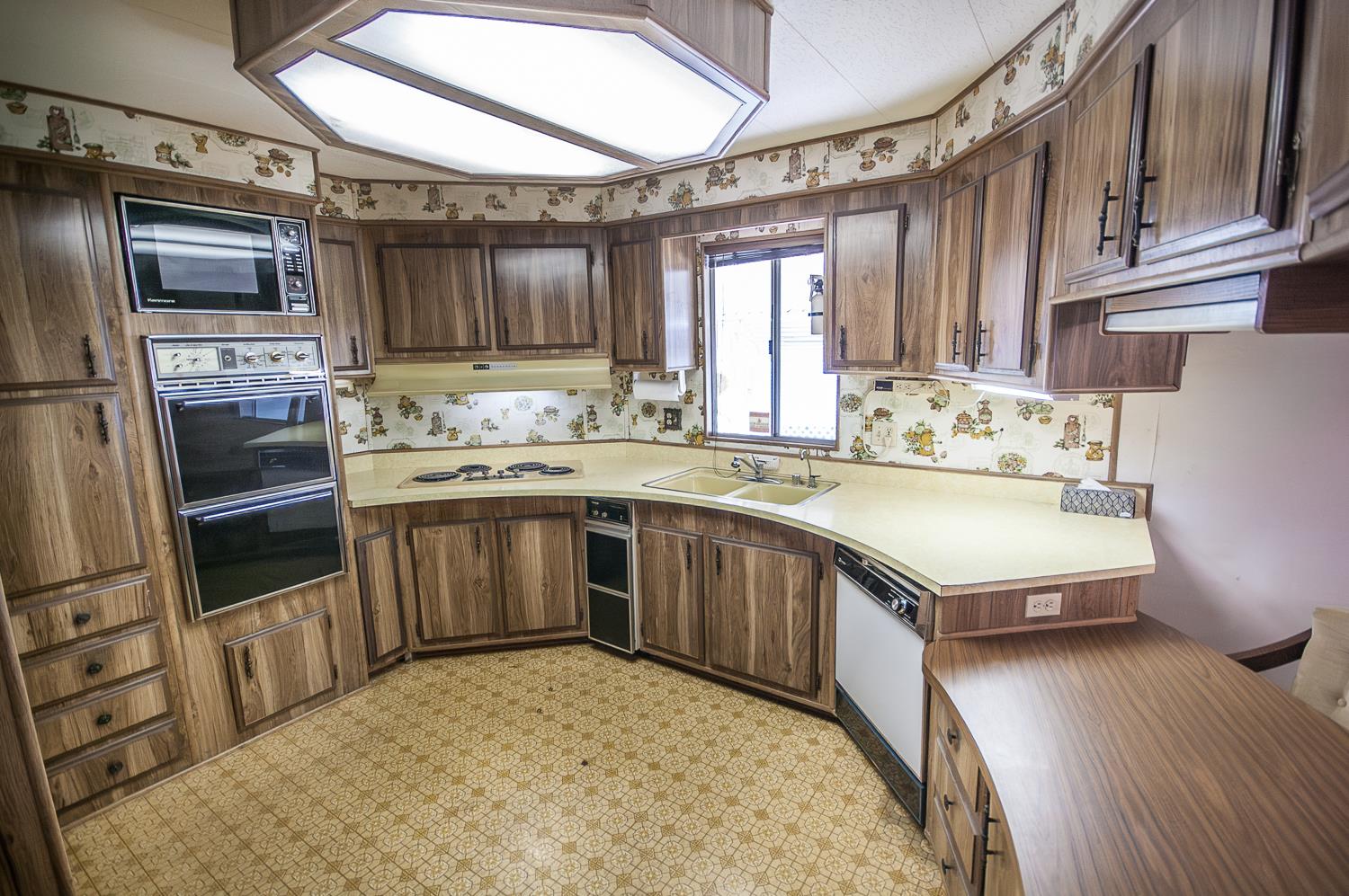 1701 Dinuba Ave #110, Selma, CA 93662