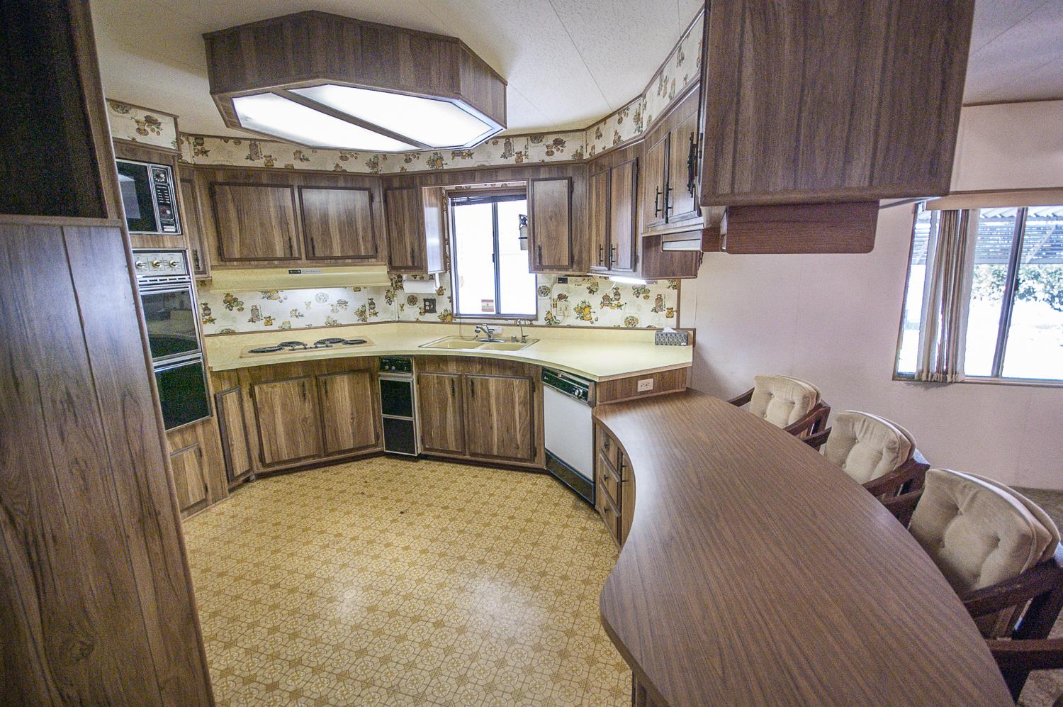 1701 Dinuba Ave #110, Selma, CA 93662
