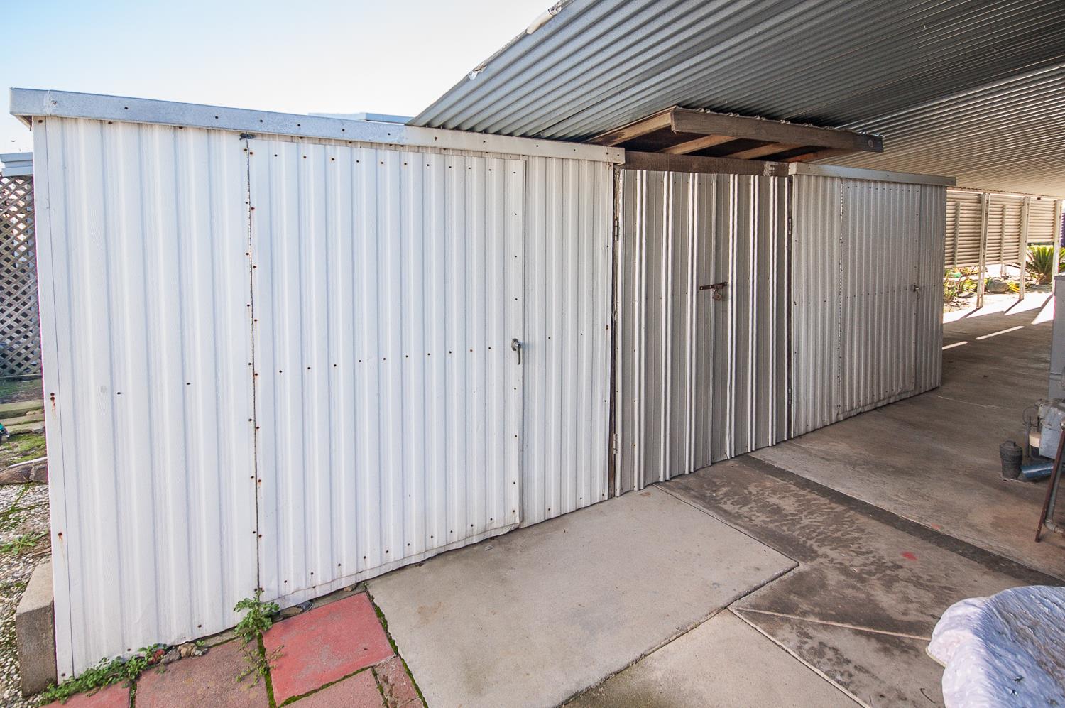 1701 Dinuba Ave #110, Selma, CA 93662