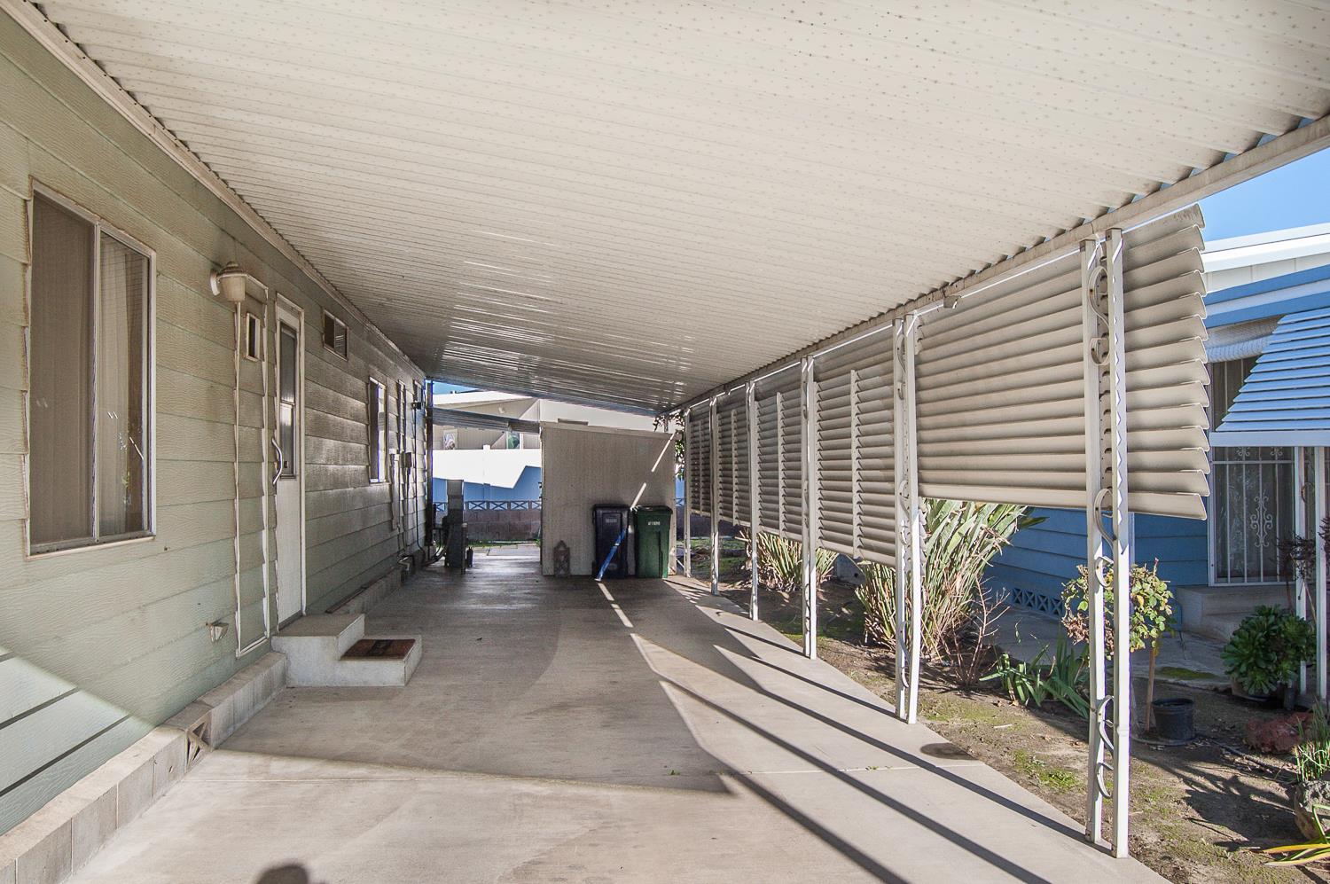 1701 Dinuba Ave #110, Selma, CA 93662