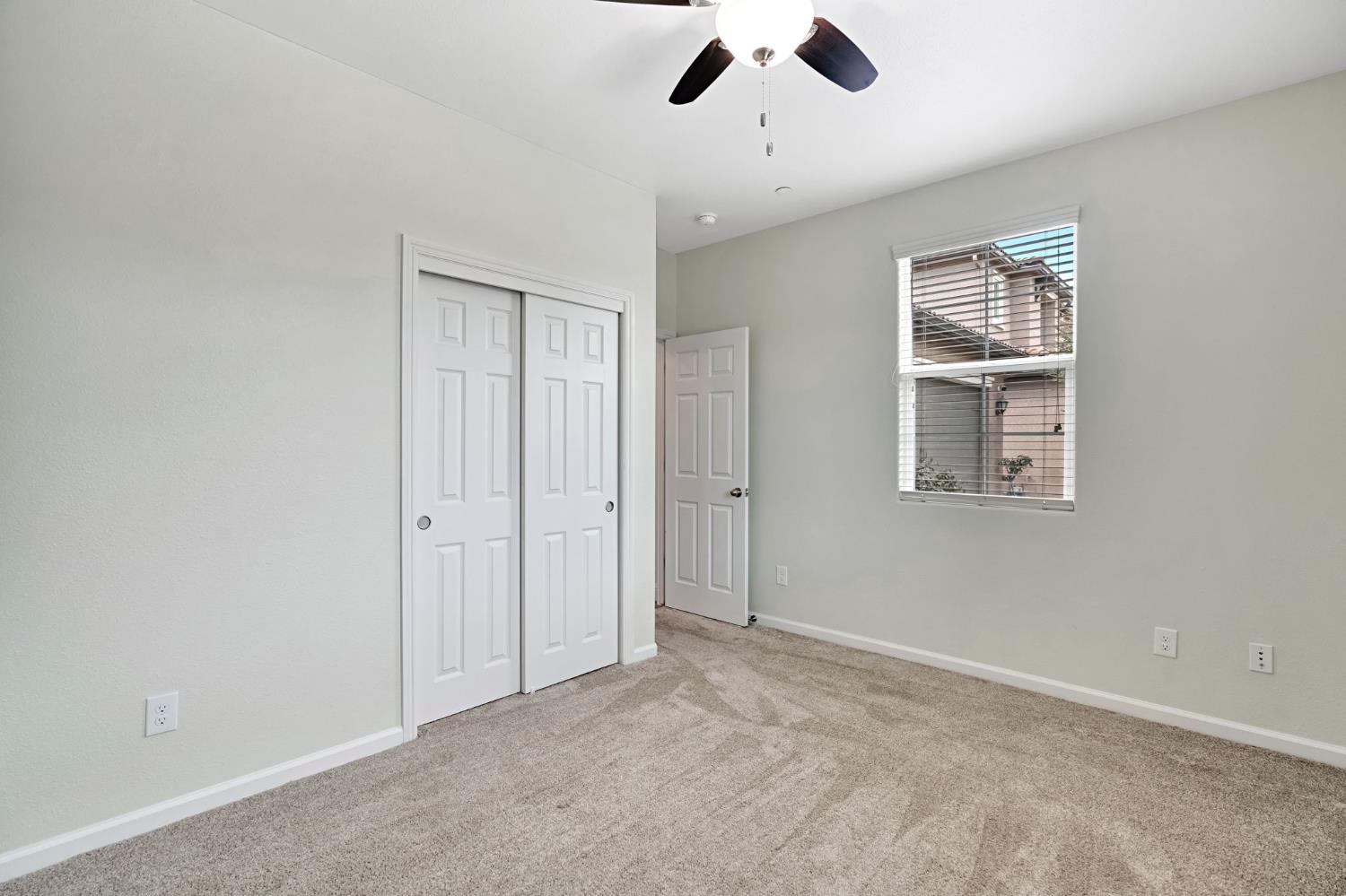 3452 Pontiac Ave, Clovis, CA 93619