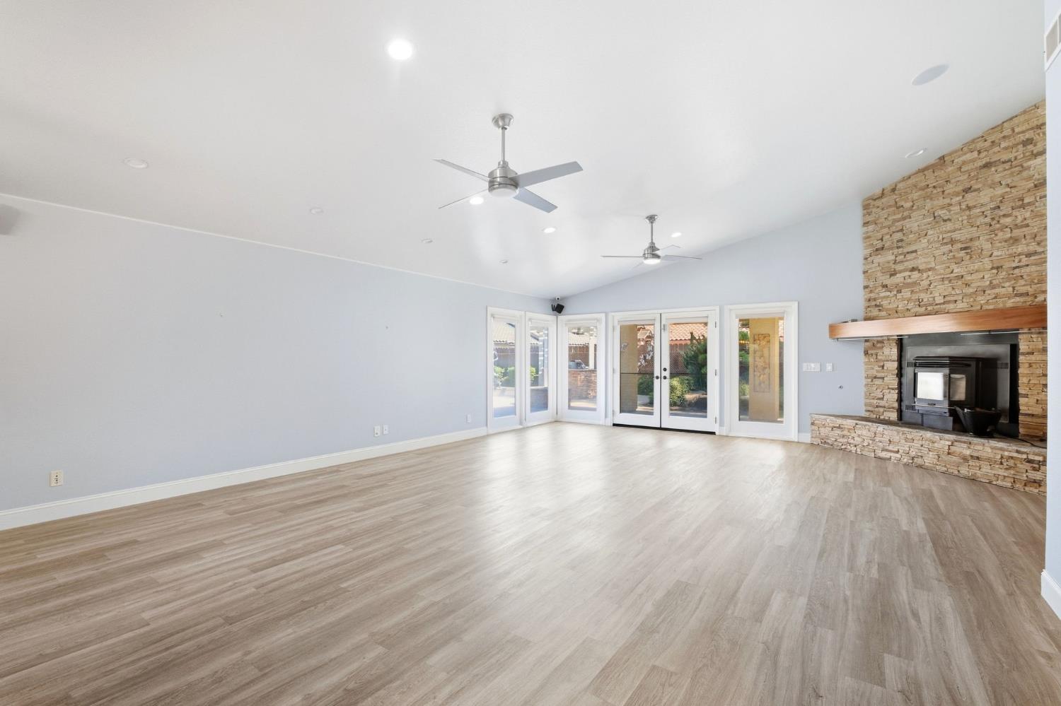 3152 Love Ct, Madera, CA 93637