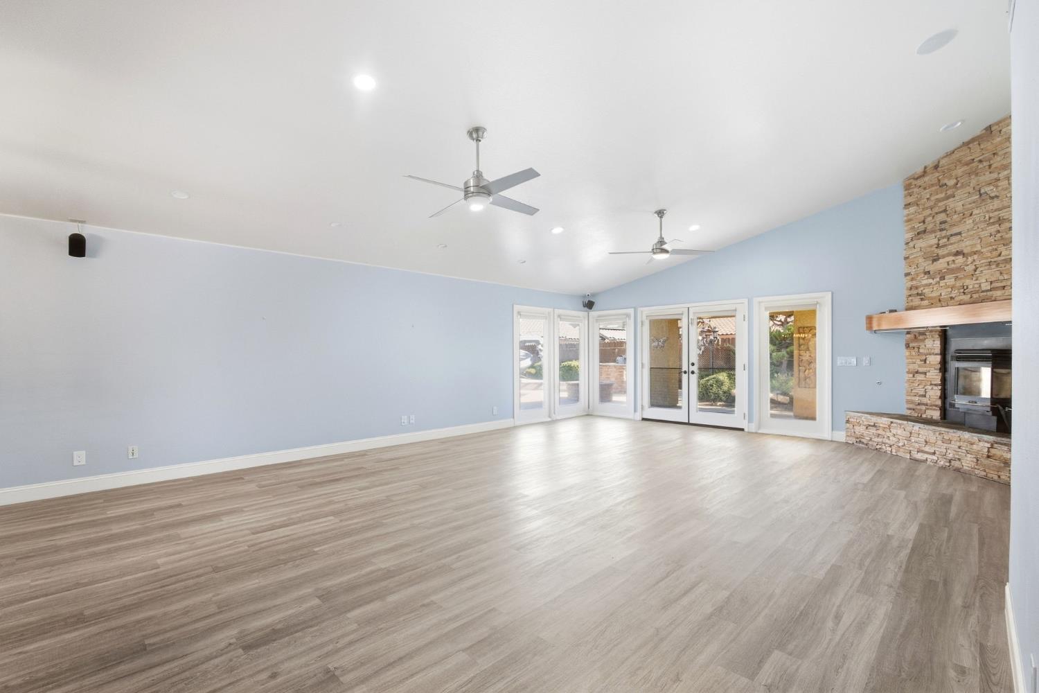 3152 Love Ct, Madera, CA 93637