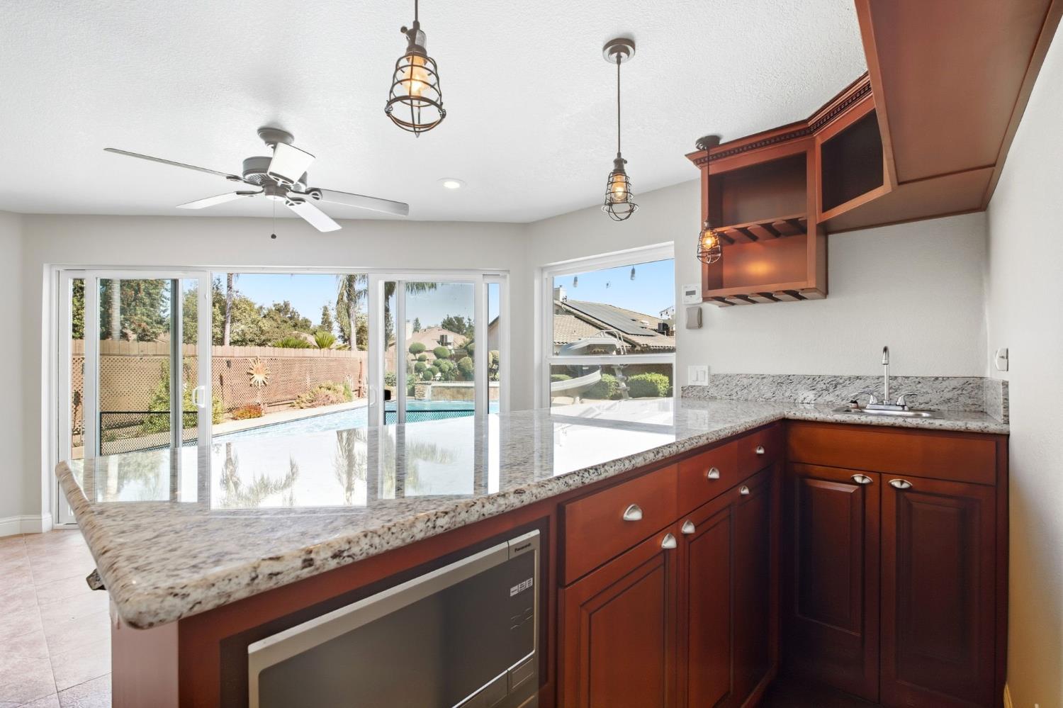 3152 Love Ct, Madera, CA 93637
