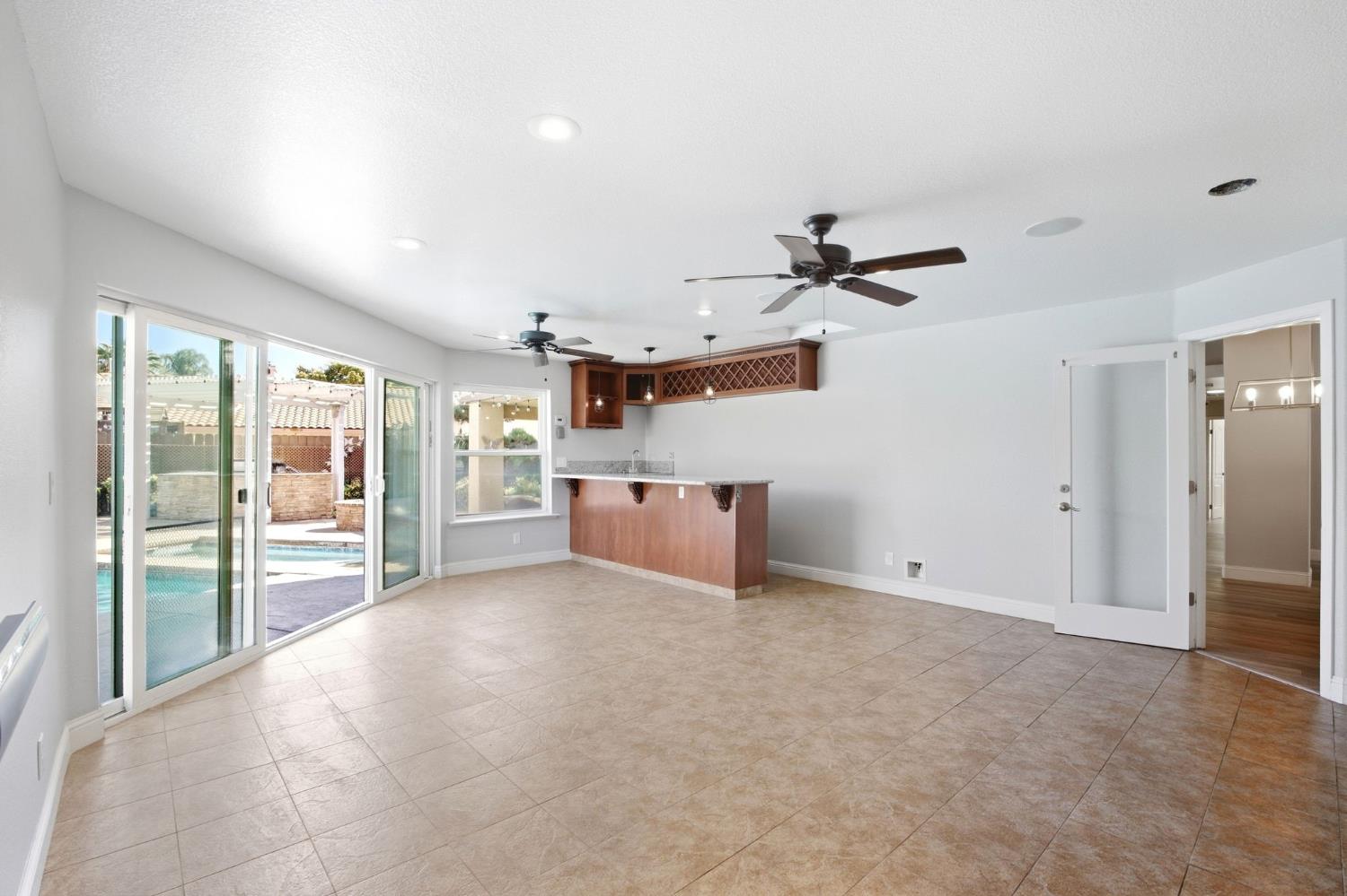 3152 Love Ct, Madera, CA 93637