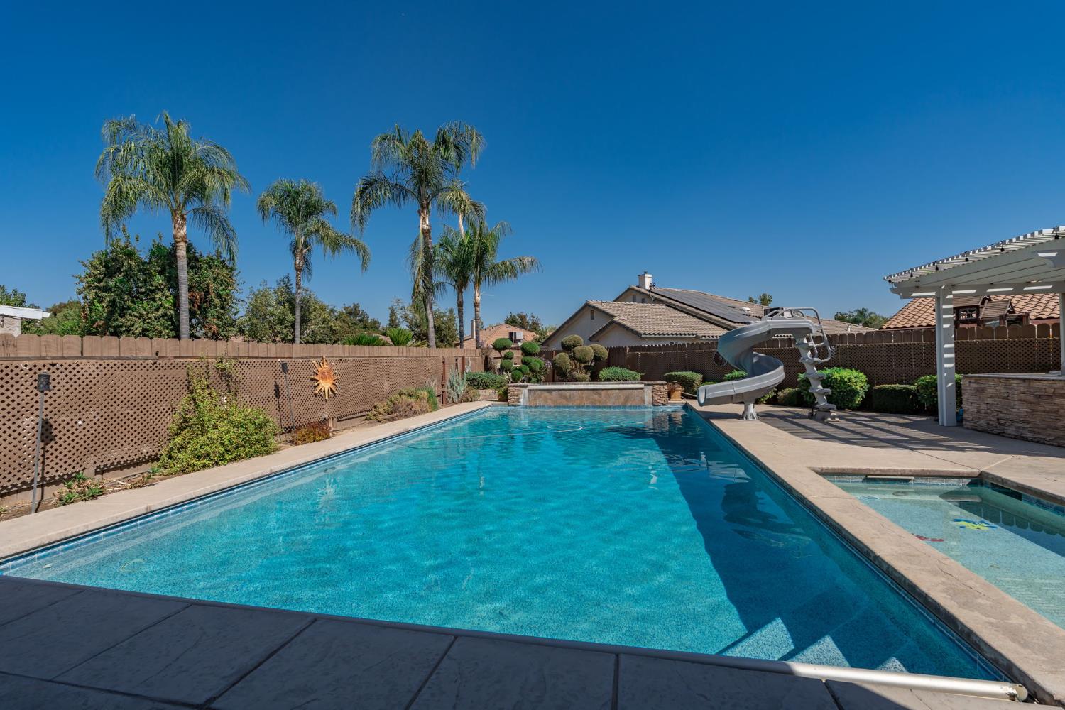 3152 Love Ct, Madera, CA 93637