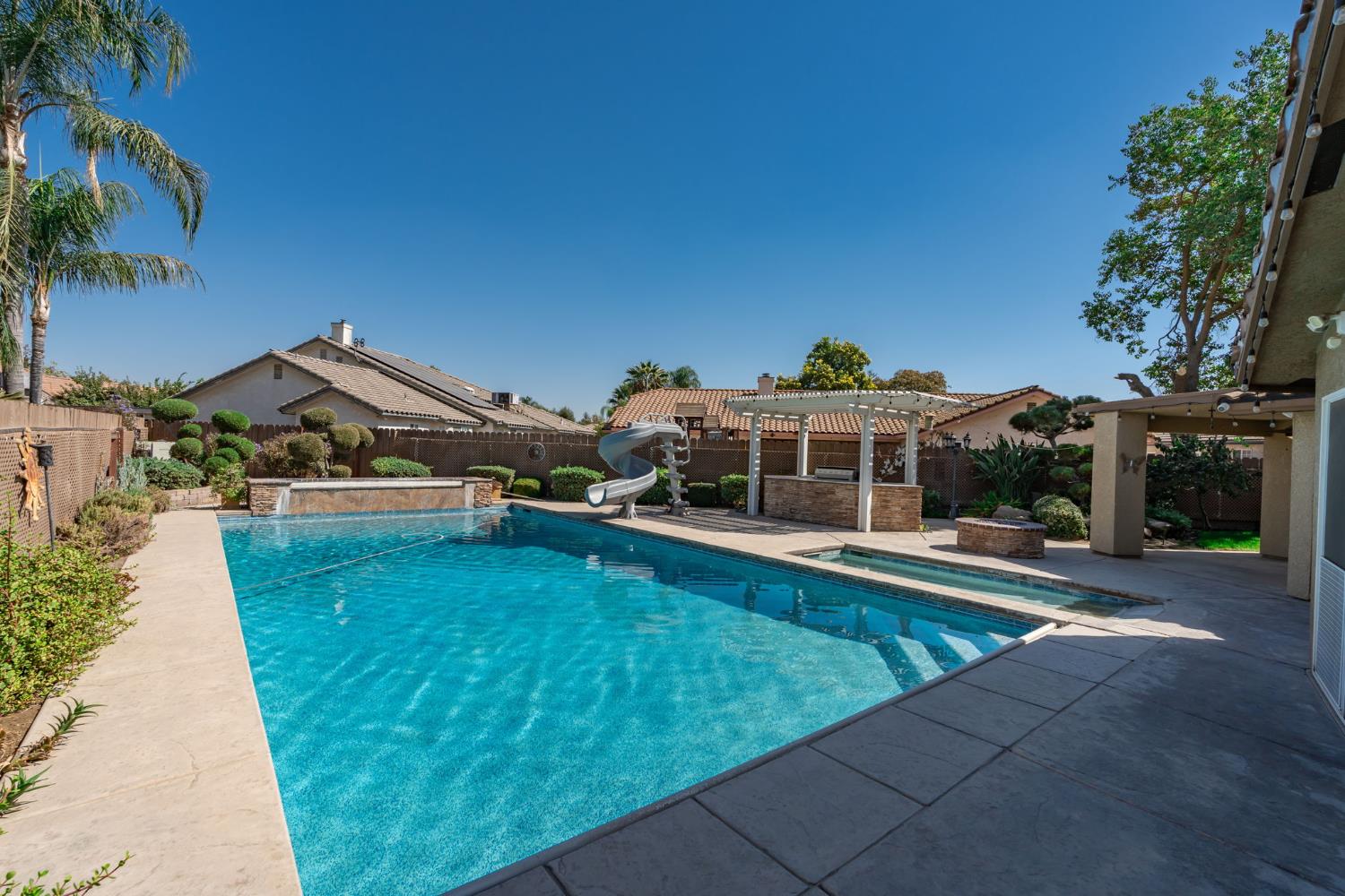 3152 Love Ct, Madera, CA 93637