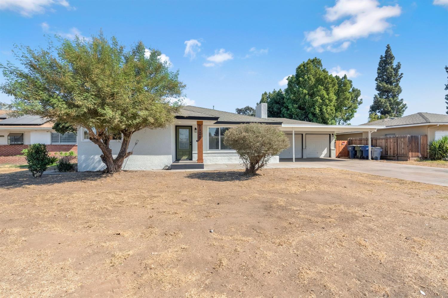 2320 N Price Ave, Fresno, CA 93703