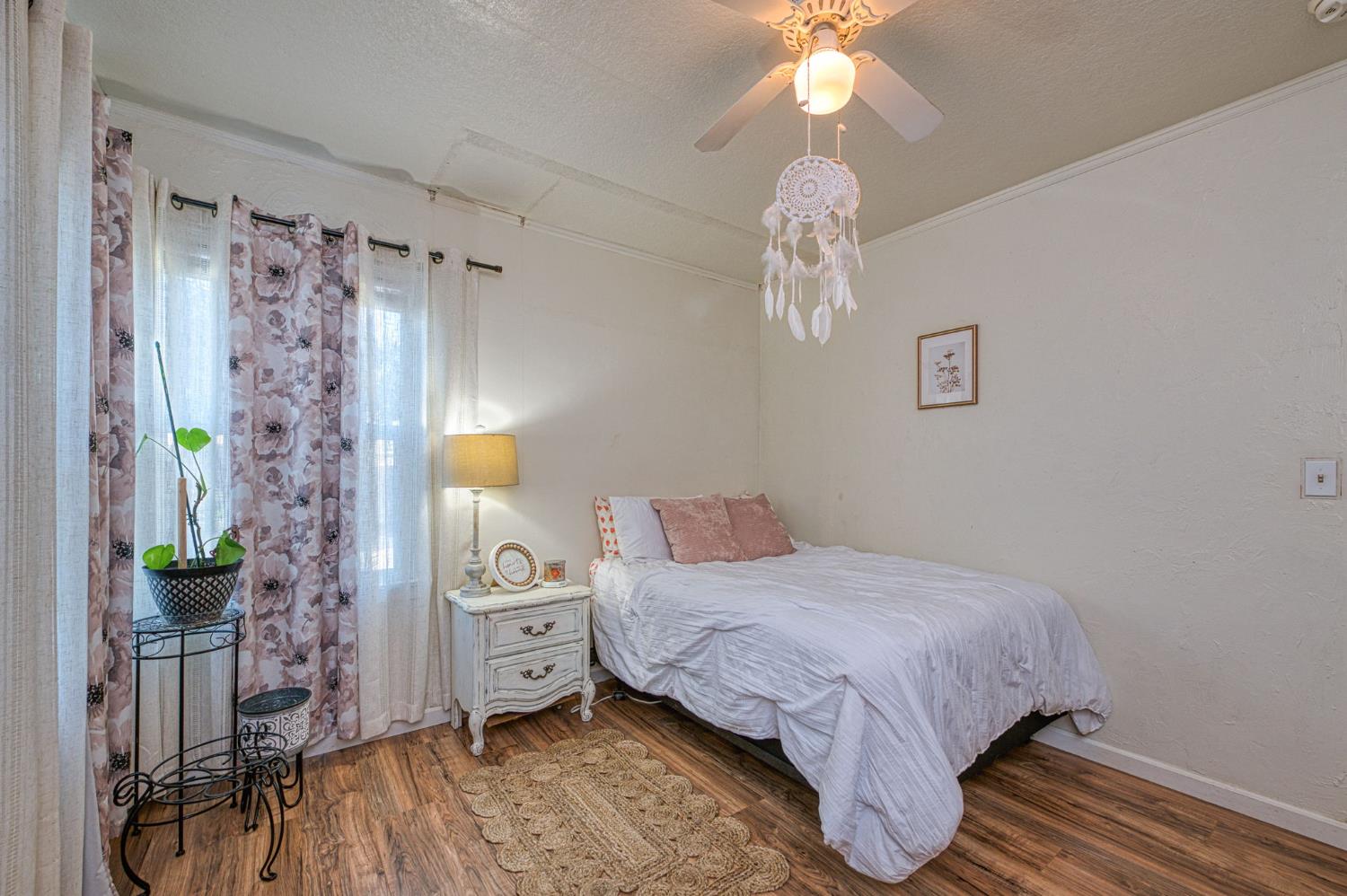 2973 E Cornell Ave, Fresno, CA 93703
