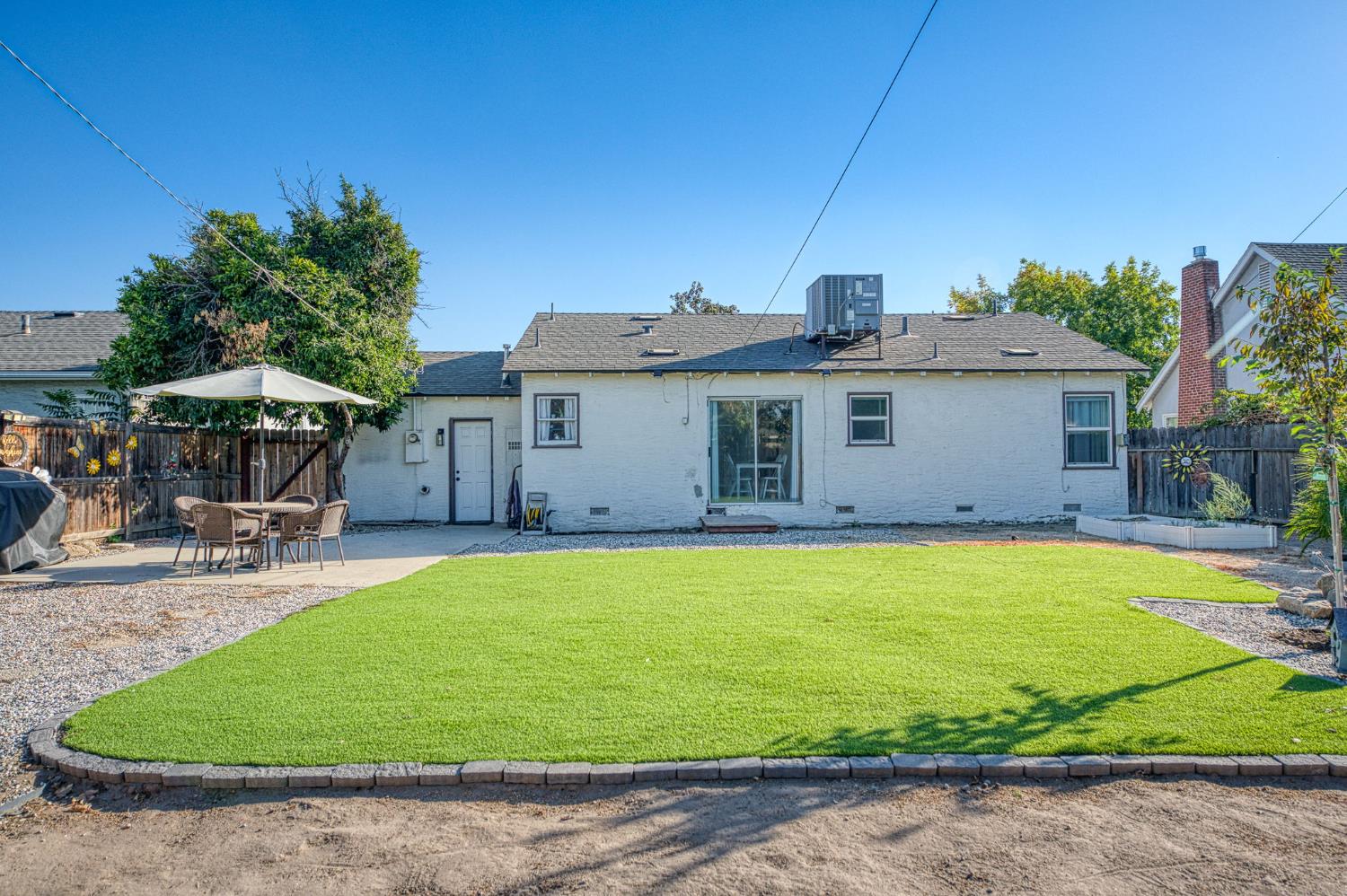 2973 E Cornell Ave, Fresno, CA 93703