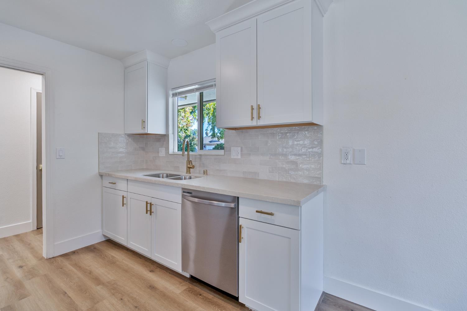 4613 N Fisher St, Fresno, CA 93726