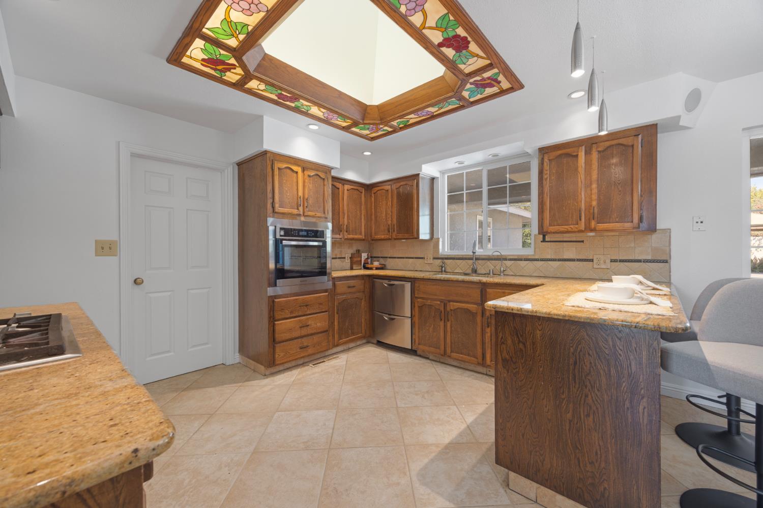2854 E Millbrae Ave, Fresno, CA 93710