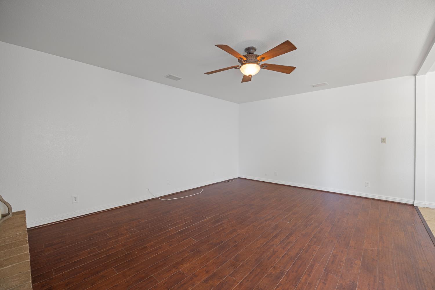 2854 E Millbrae Ave, Fresno, CA 93710