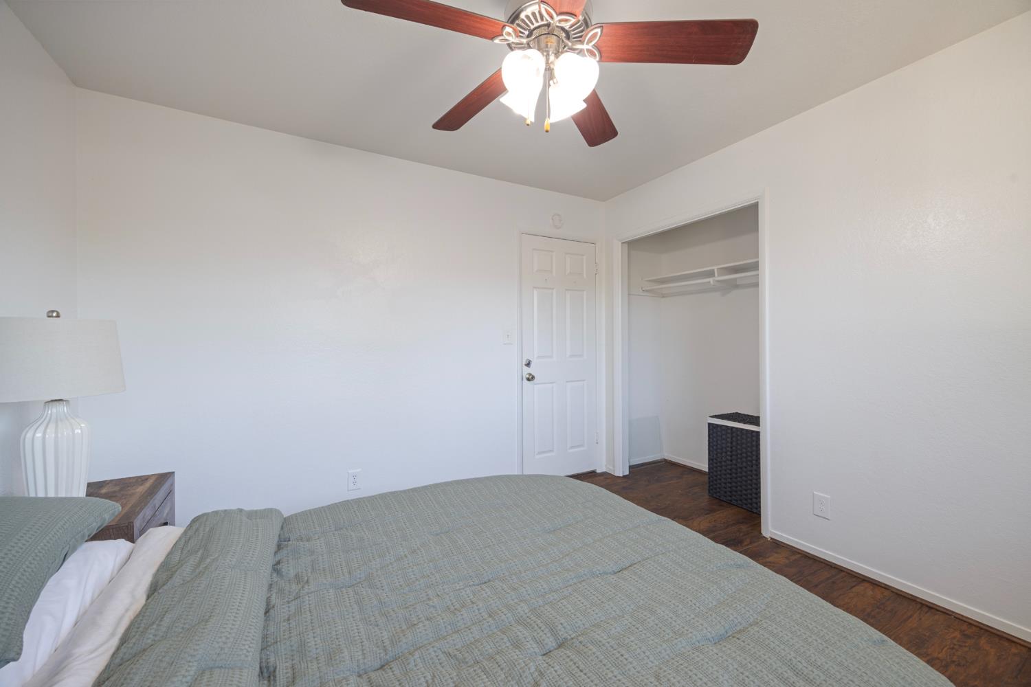 2854 E Millbrae Ave, Fresno, CA 93710