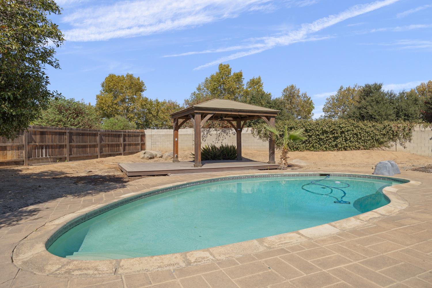 2854 E Millbrae Ave, Fresno, CA 93710