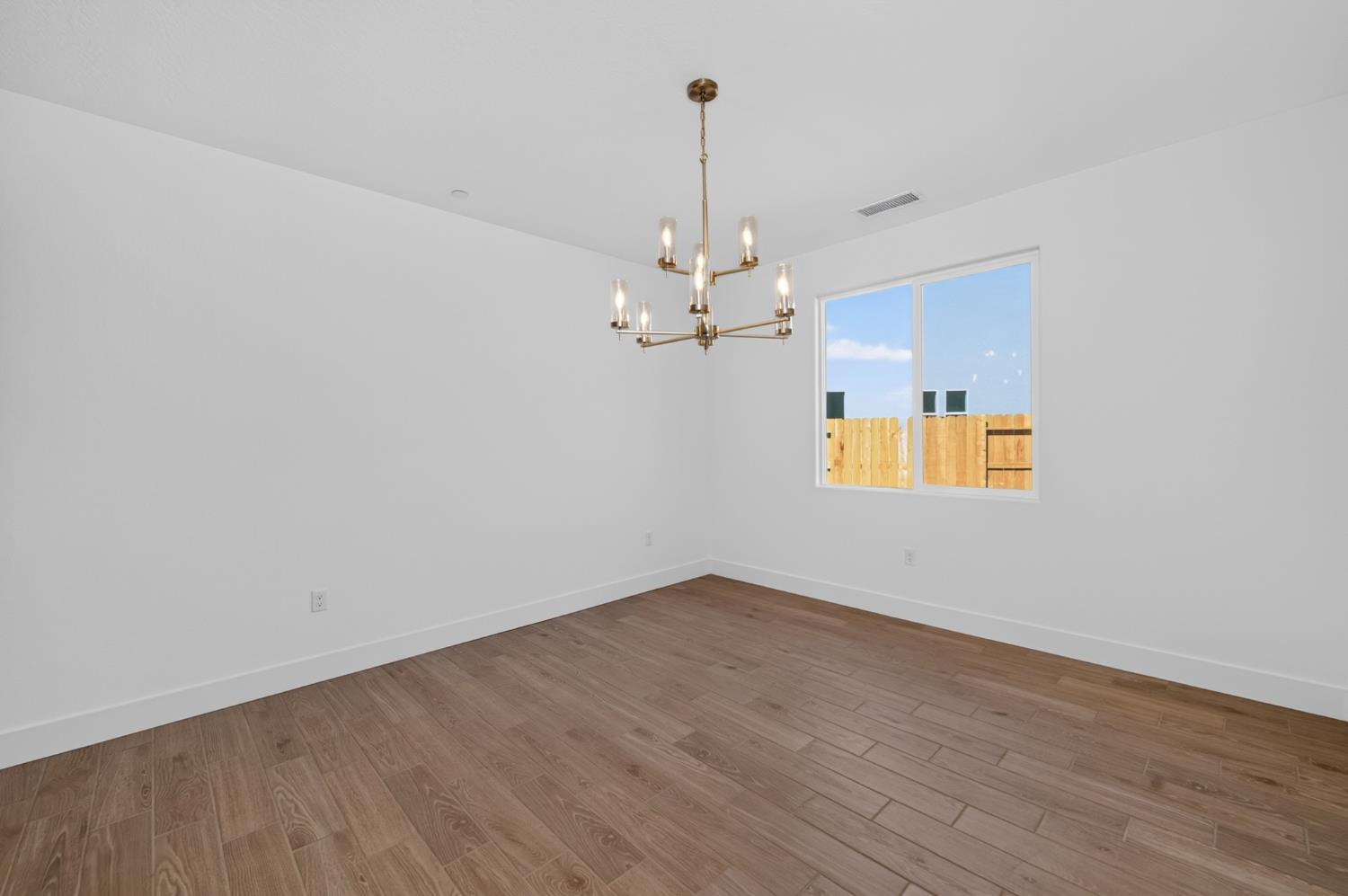 1187 Milestone Rd W, Madera, CA 93636