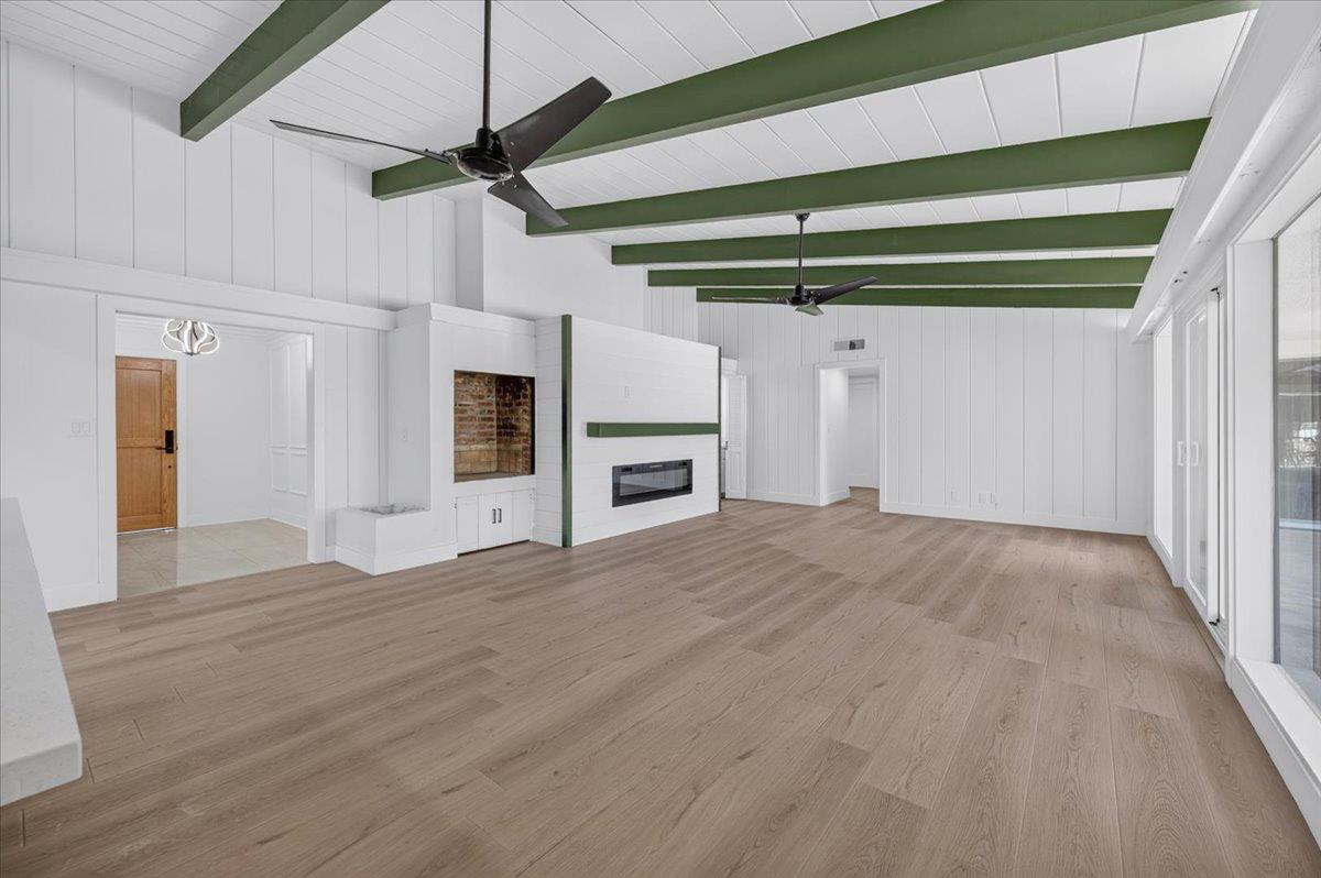 609 E Hampton Way, Fresno, CA 93704