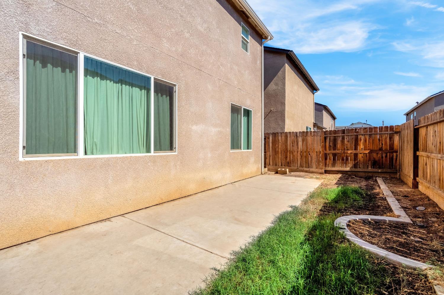 7461 E Princeton, Fresno, CA 93737