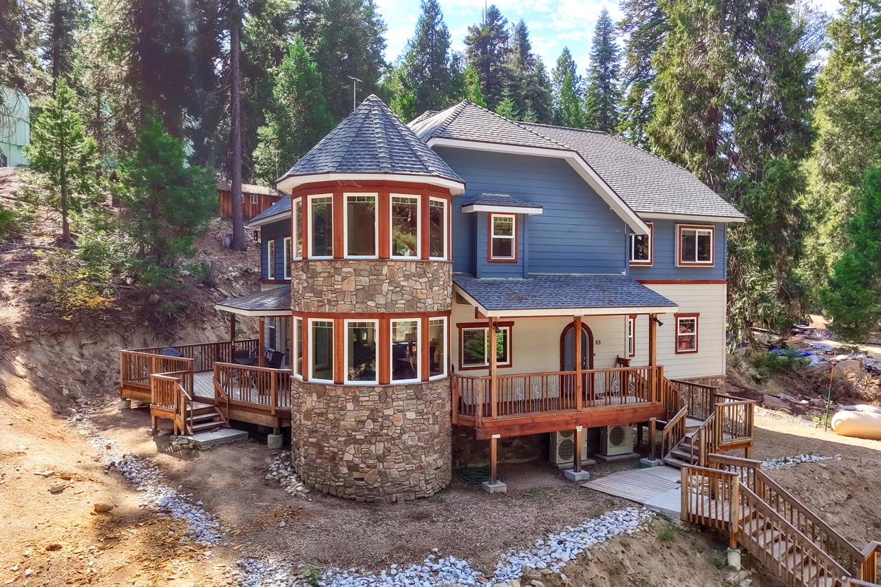 7594 Azalea, Yosemite West, CA 95389